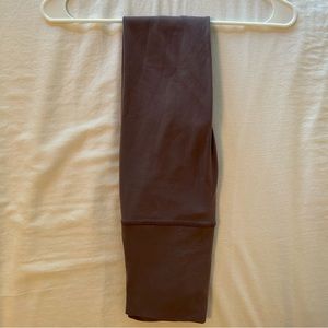 EUC LULULEMON PURPLE ALIGN LEGGINGS